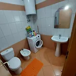 Bral 4 *
