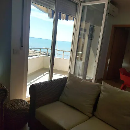 Bral 4 Apartmán *