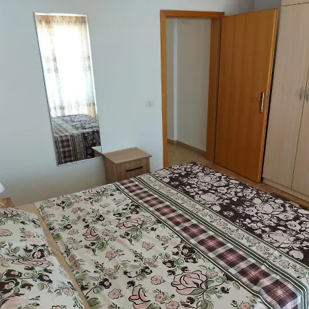 Bral 4 Apartmán Durrës