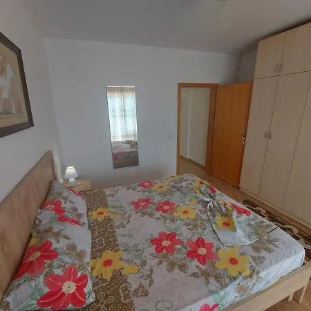 Bral 4 Apartment Durrës