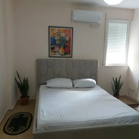 Bral 4 * דורס