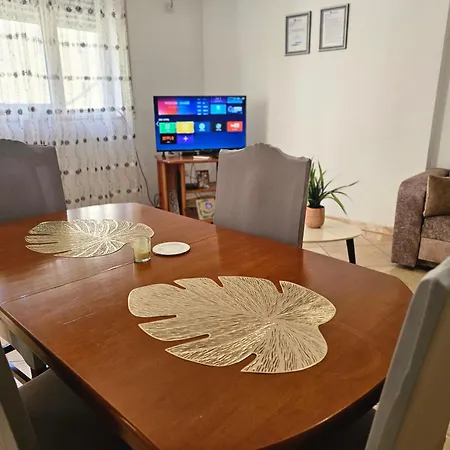 Bral 4 * Durrës