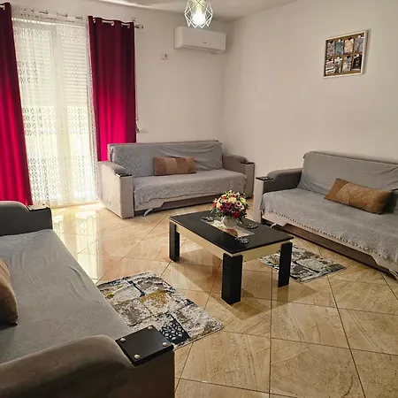 Apartment Bral 4