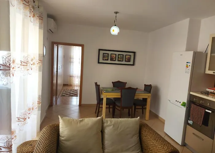 Bral 4 * Durrës
